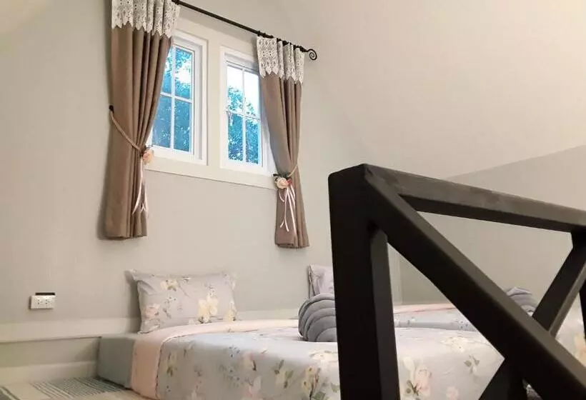 Hotelli Sky Cottage Bungalow