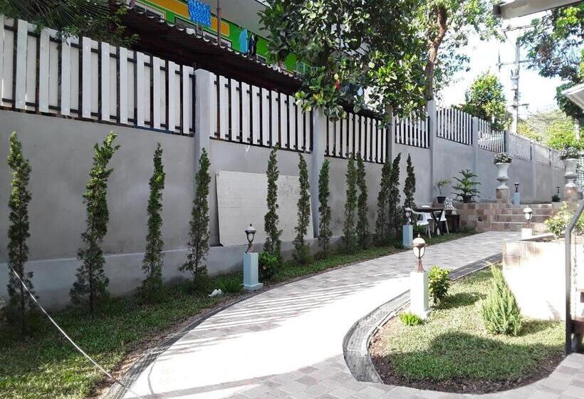 هتل Sky Cottage Bungalow