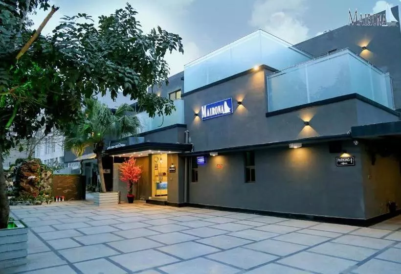 هتل Mairona Gulberg Lahore