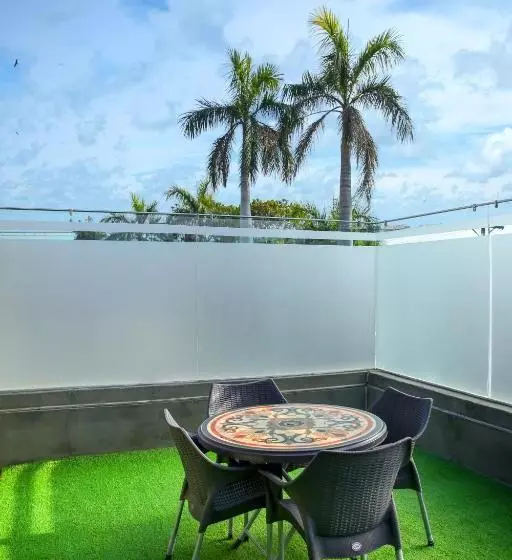 هتل Mairona Gulberg Lahore