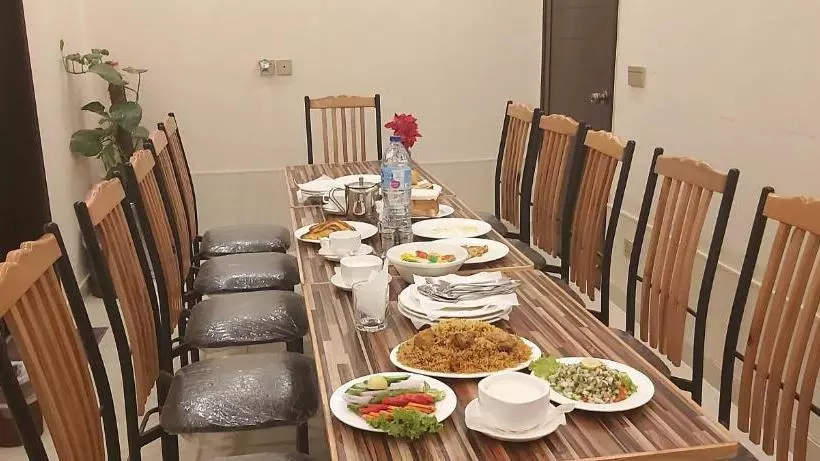 هتل Mairona Gulberg Lahore