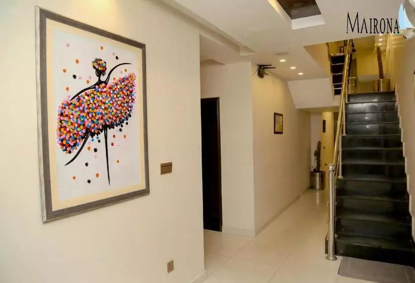 هتل Mairona Gulberg Lahore