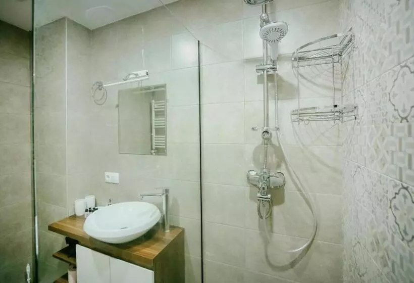 Maisako's New Gudauri Apartment