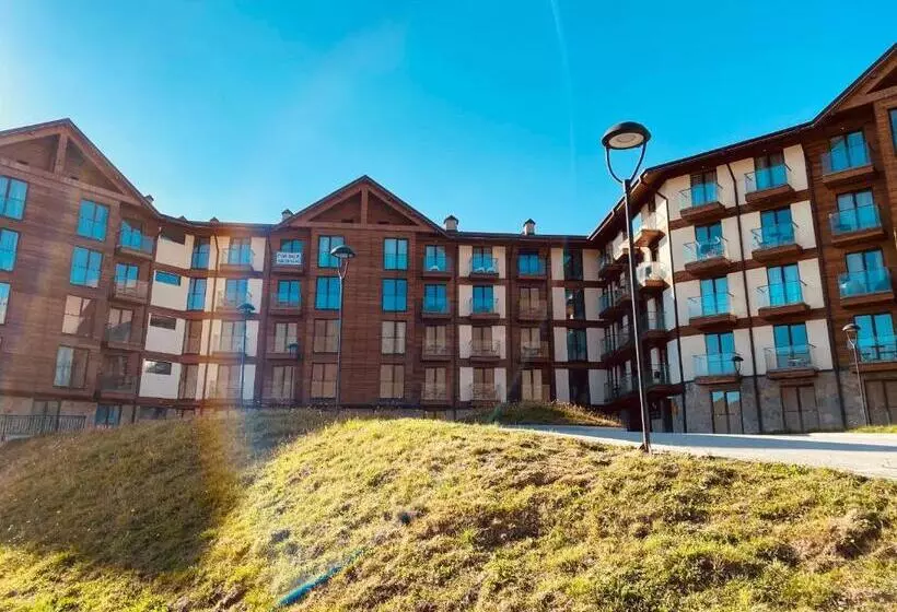 Maisako's New Gudauri Apartment