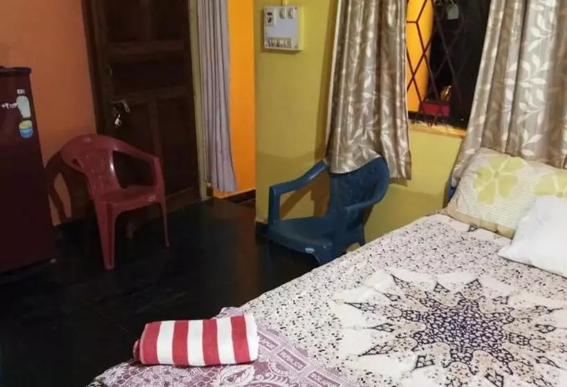ペンション Shiva Shanti Guest House