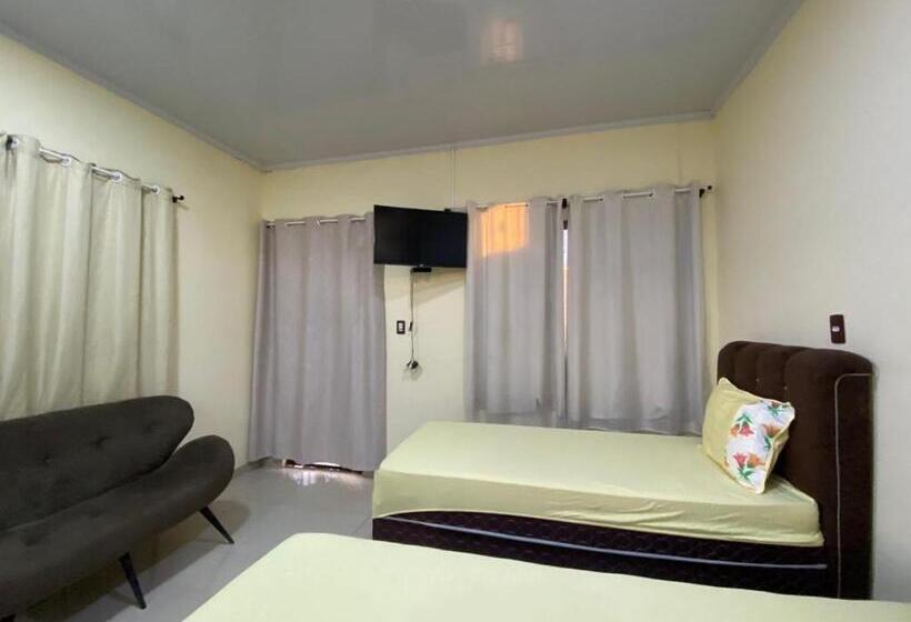 פנסיון Suites Flor De Lis