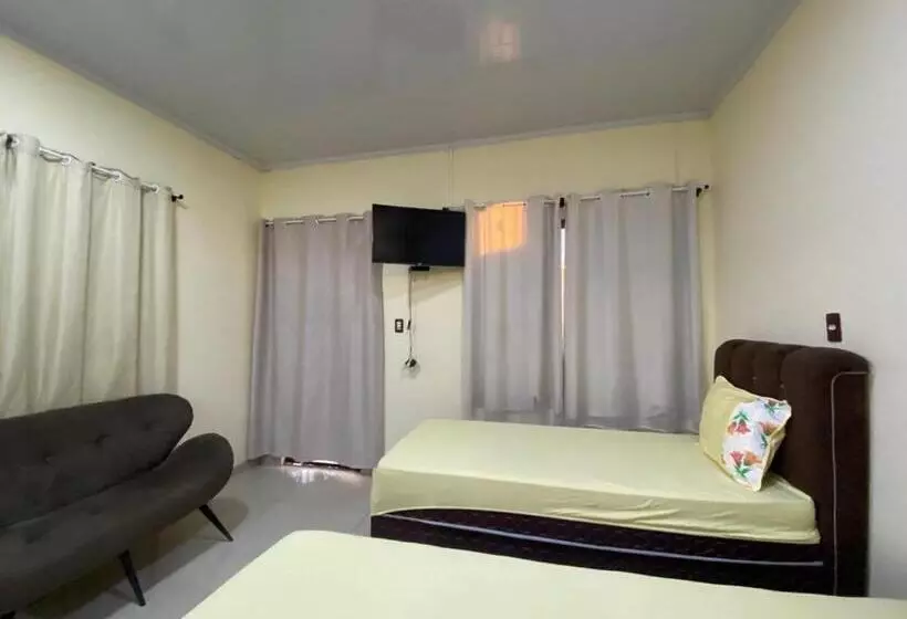 ペンション Suites Flor De Lis