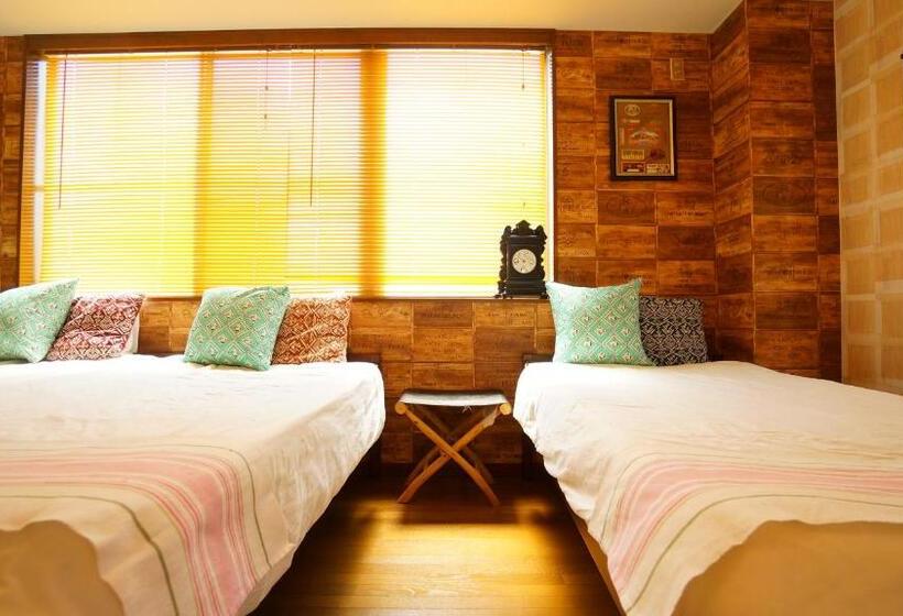 הוסטל Tomato Takayama Station