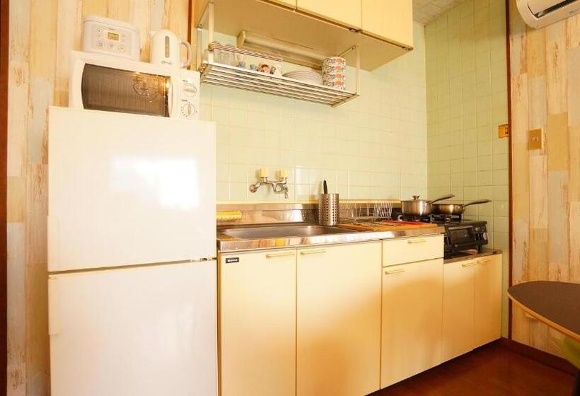 הוסטל Tomato Takayama Station