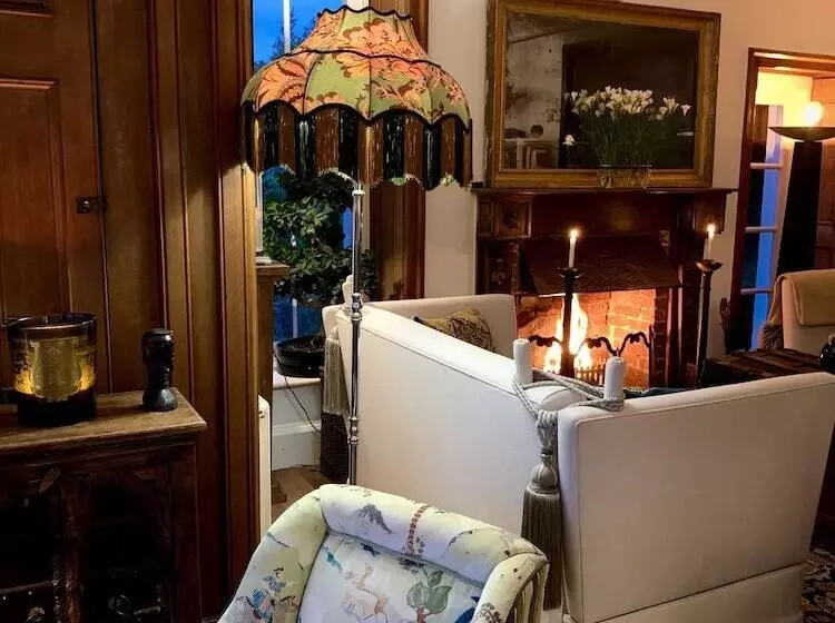 Hotelli Locanda On The Weir