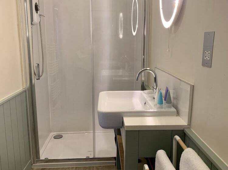 בית מלון כפרי Locanda On The Weir