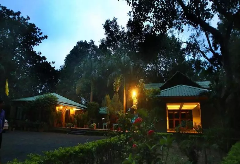 Hotelli Mpt White Tiger Forest Lodge