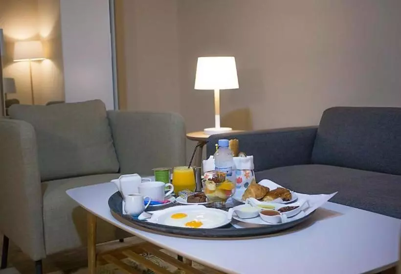 هتل Semiramis Hmj