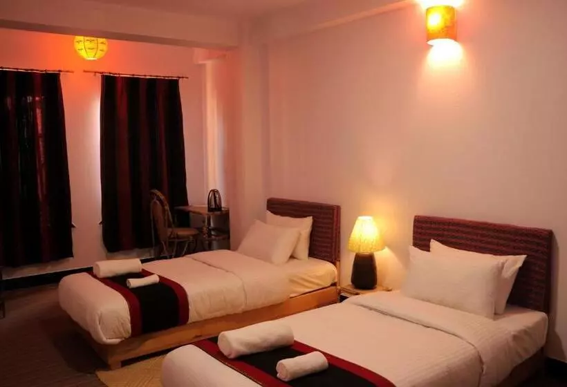 پانسیون Easy Homes   Ashok Stupa