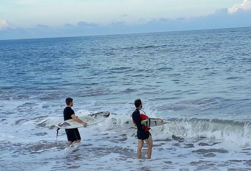 פנסיון Green Ocean Bay