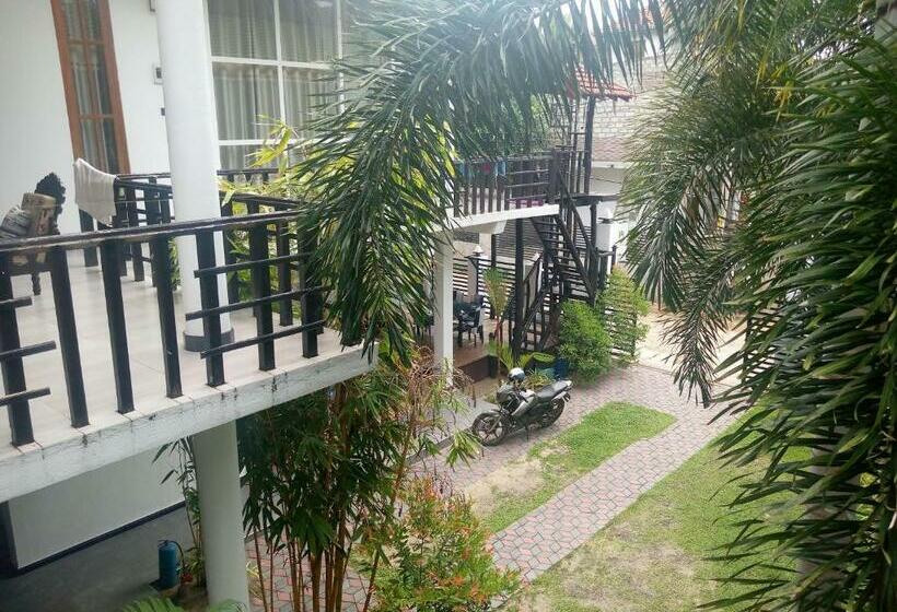 פנסיון Green Ocean Bay