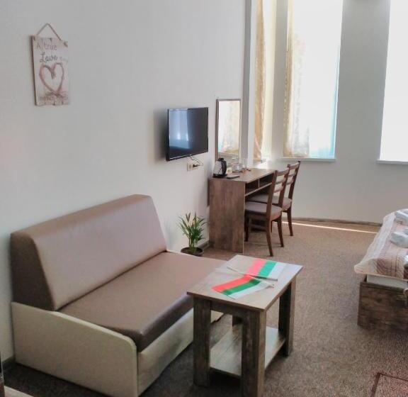 펜션 Guest House Gurkov