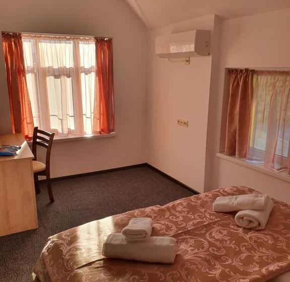 펜션 Guest House Gurkov