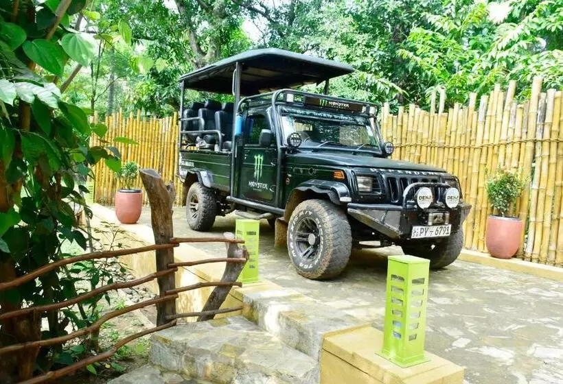 Majatalo The Elephant Next Door