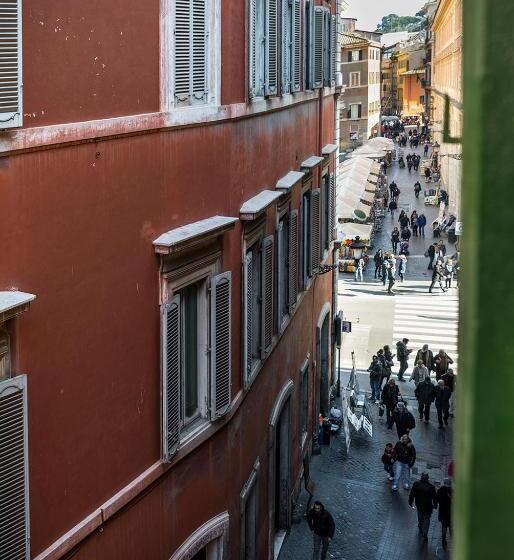 پانسیون Trevi & Pantheon Design Rooms