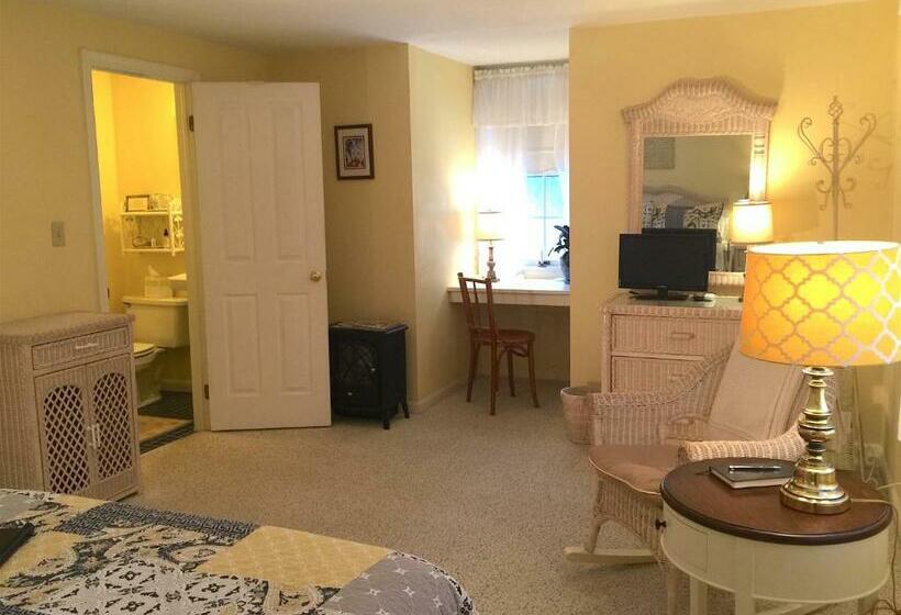 The Lancaster Bed And Breakfast