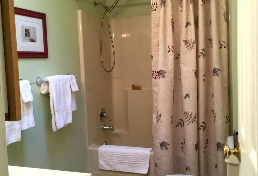 The Lancaster Bed And Breakfast