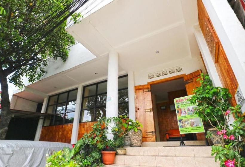 فندق صغير Kuta Bed And Breakfast Plus