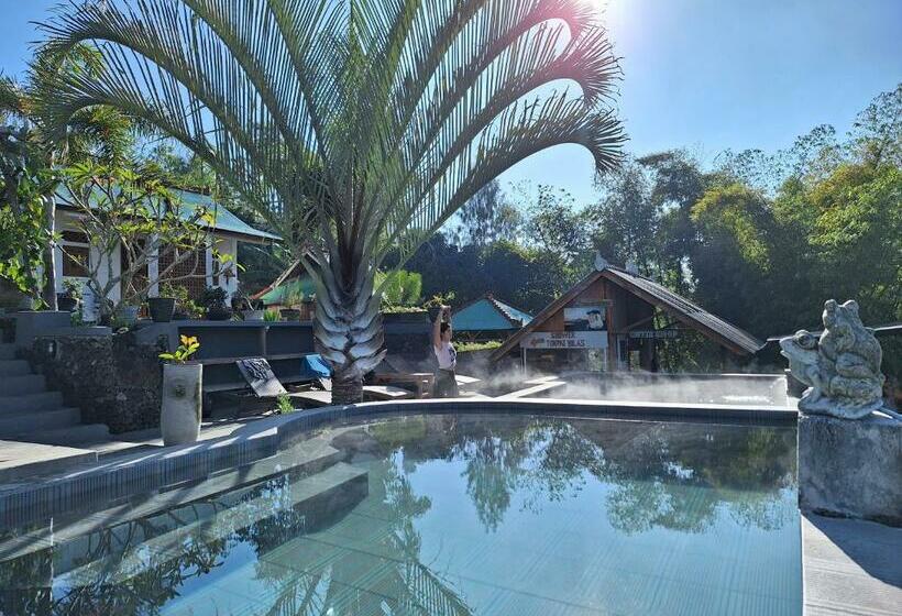 Black Lava Hostel And Lodge