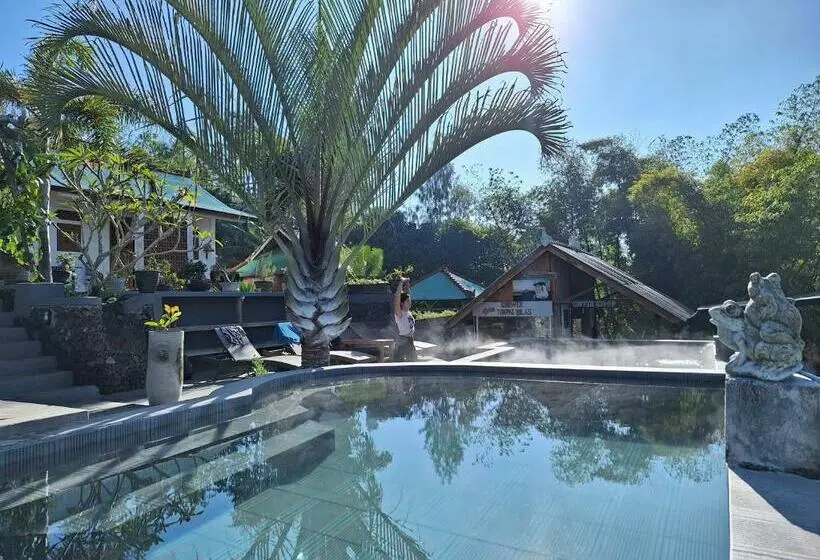 Black Lava Hostel And Lodge