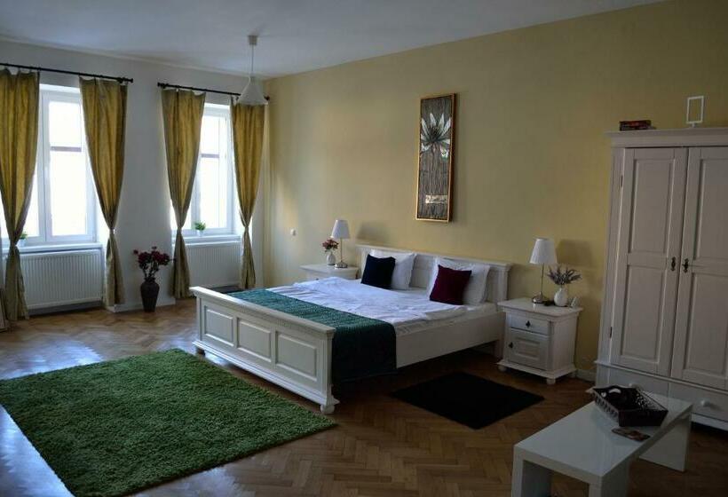 Casa Krone Piața Sfatului