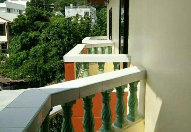 Hotelli Ban Elephant Blanc Apartment