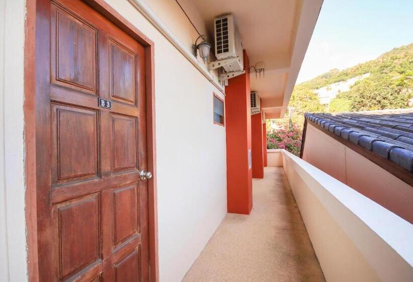 Hotelli Ban Elephant Blanc Apartment