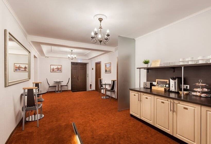 Отель Sonata On Nevsky 5