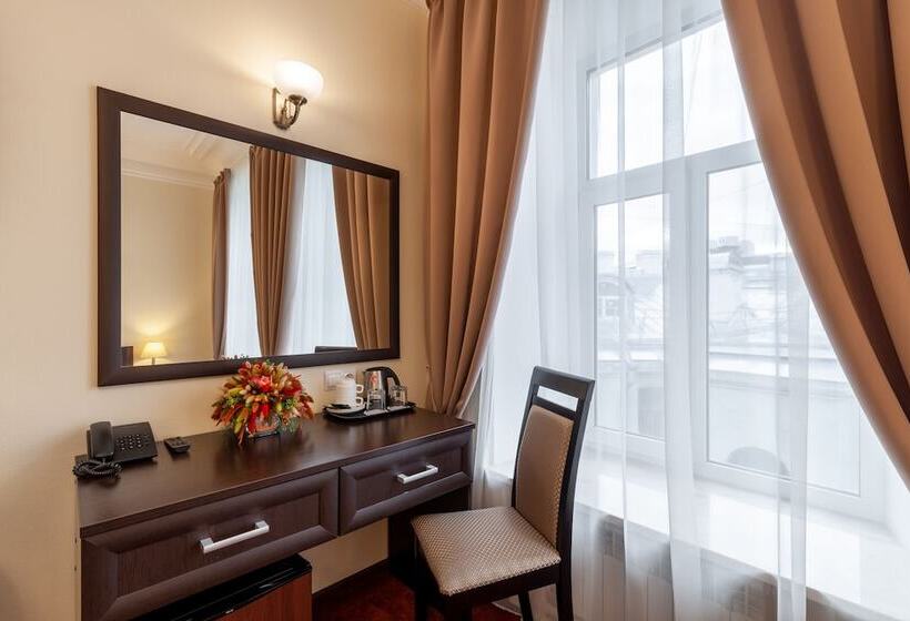 Отель Sonata On Nevsky 5