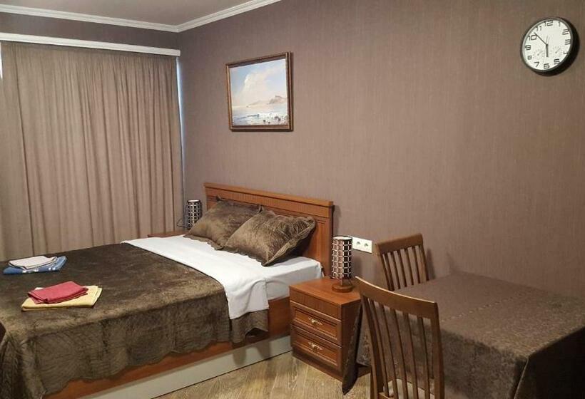 Mimino Apartment Deluxe First Line