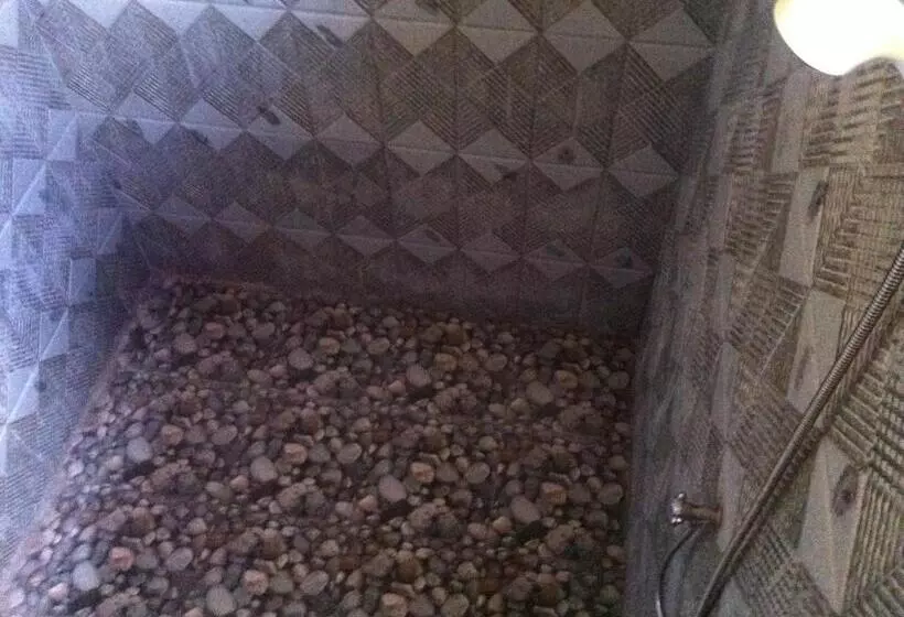 ペンション Dinoyin Bungalows