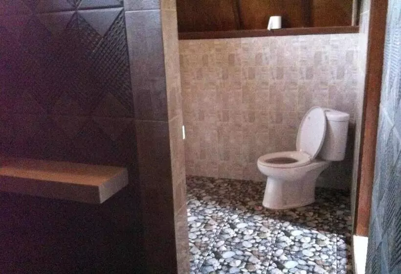 ペンション Dinoyin Bungalows