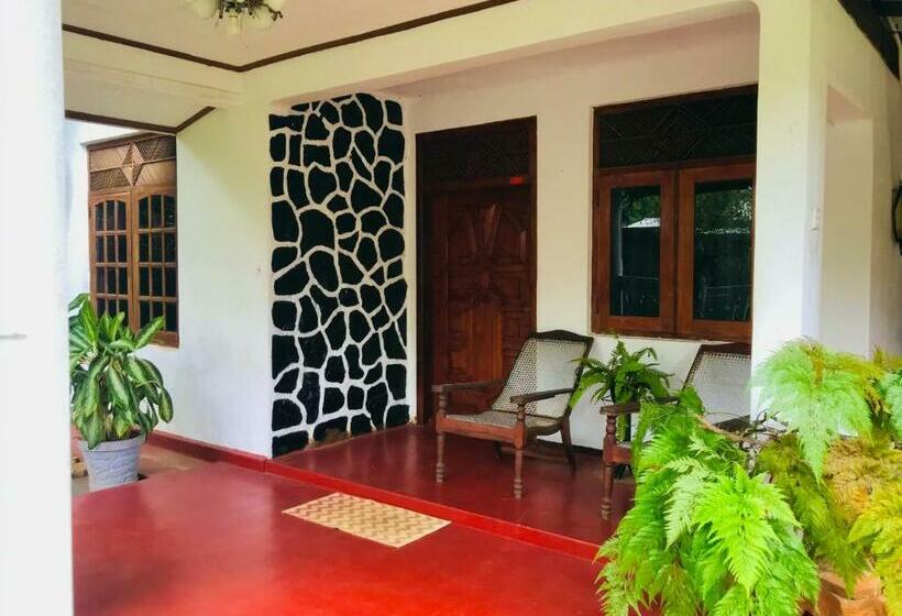 Pensionat Domain Elephant Bungalow