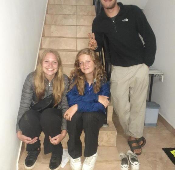 پانسیون Emarald Holiday Homes