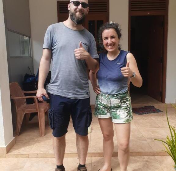 پانسیون Emarald Holiday Homes