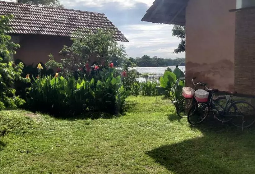 ペンション Lake Cabin