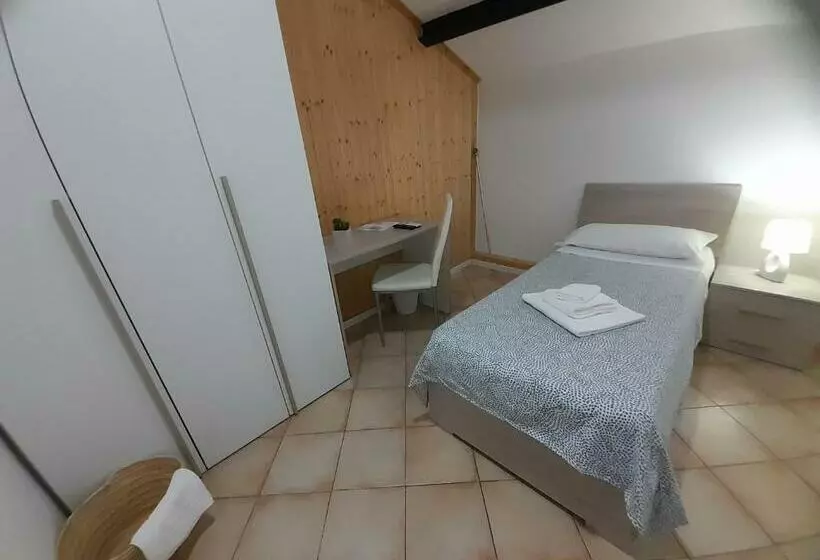 پانسیون Last Minute Ferrara