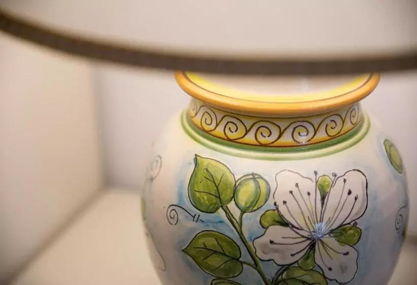 ペンション Maria Tindara La Locanda