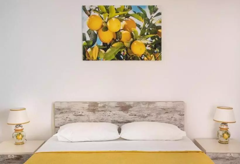 ペンション Maria Tindara La Locanda