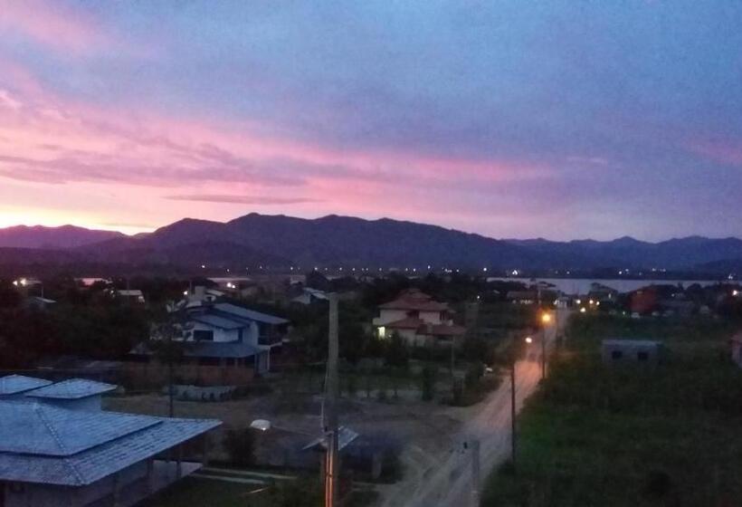 پانسیون Pousada Bella Vista