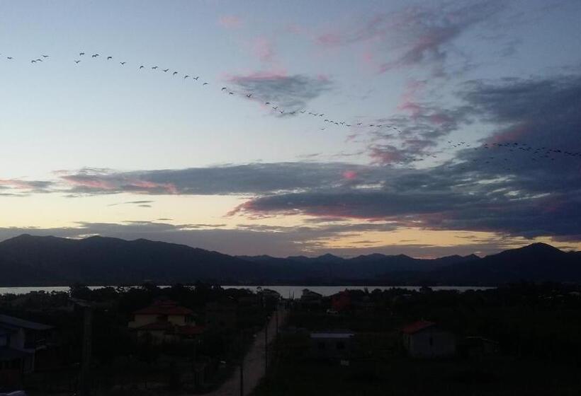 پانسیون Pousada Bella Vista