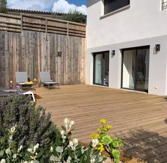 Majatalo Senteurs Du Maquis