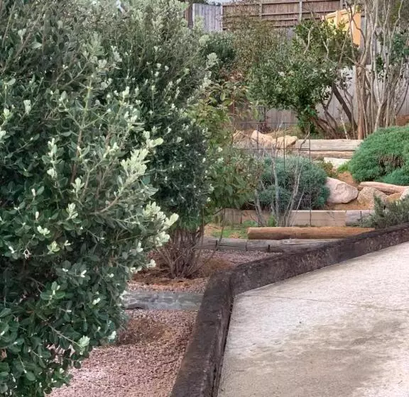 Majatalo Senteurs Du Maquis