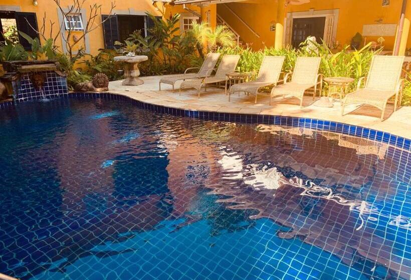 펜션 Villa Paradiso Pousada