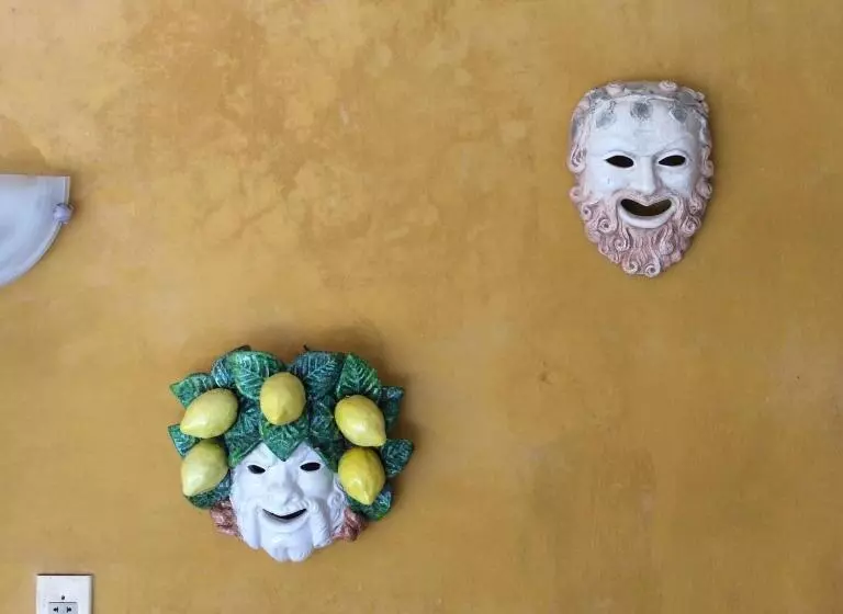 ペンション Villa Paradiso Pousada